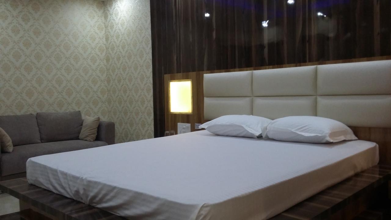 Hotel Crystal International ดันแบด ภายนอก รูปภาพ